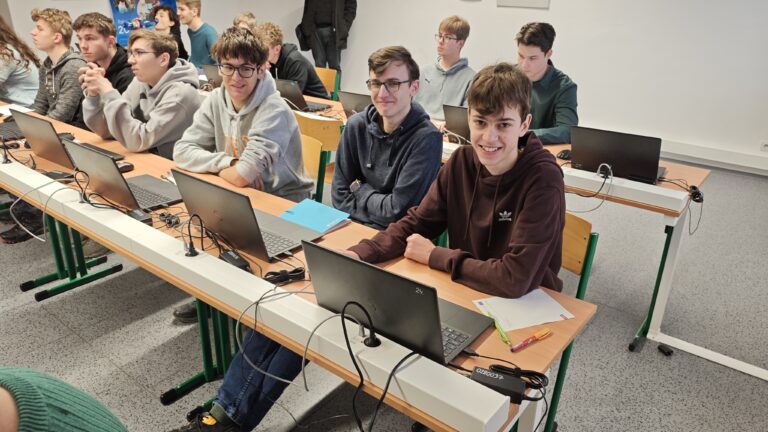 Úspěch v ústředním kole Bobříka informatiky